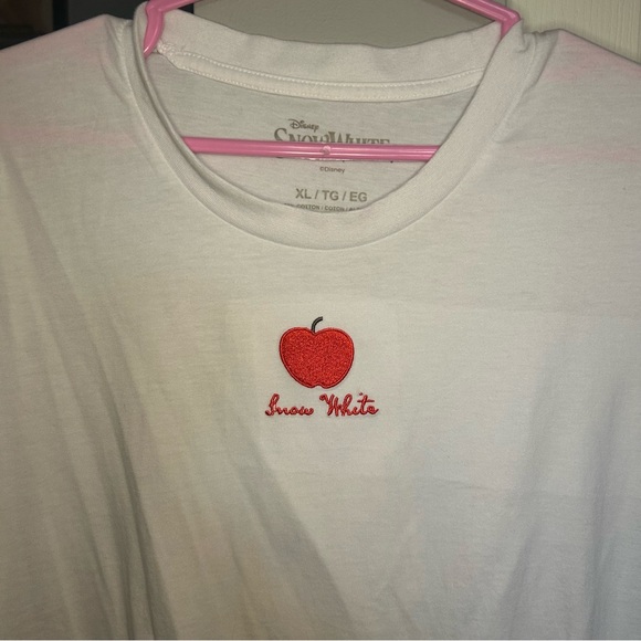 Urban Planet Snow White Graphic Tee - Picture 2 of 5